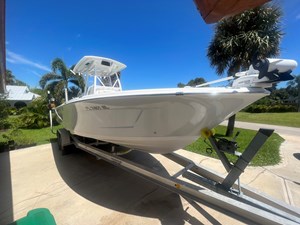 - 3 4_2019 28ft Blue Wave 2800 Pure Hybrid