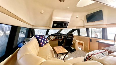 2002 Carver 570 Voyager Pilothouse 10 