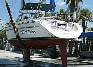 2000 Beneteau 44 Center Cockpit 6 