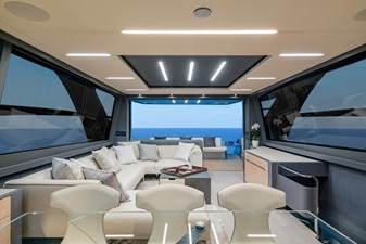 SILVER BULLET 32 02) Pershing 8X_16_SILVER BULLET_Interior_29