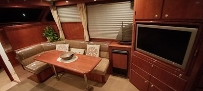 - 13 14_2004 43ft Mikelson 43 Sportfisherman CANAL LADY