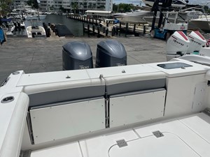 2018 Everglades 335 Center Console 38 