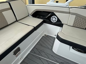 - 23 24_22M278SS