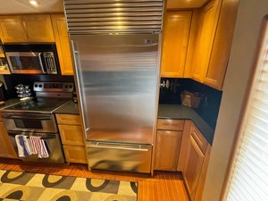 2001 Broward Raised Pilothouse MY 34 