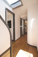 MAXWELL 64 8 Lower Deck Corridor