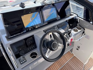 JEANNEAU CAP CAMARAT 10.5 WA SERIE2 20 