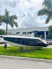 Bayliner DX2200 5 