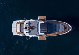 2021 Astondoa 655 Coupe 3 4