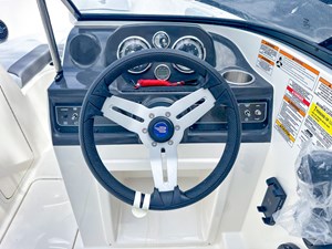 Bayliner VR4  24 