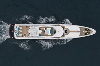 RHINO 98 99. Rhino exterior