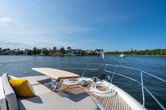 2019 Prestige 590S 25 