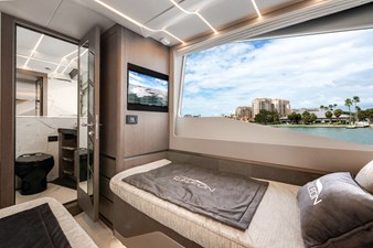 Yacht 60 Port Guest Stateroom