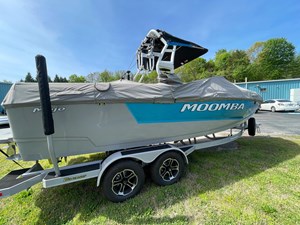 23' Moomba Mojo 14 