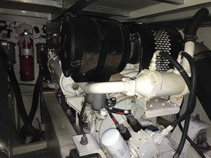 Carpe Diem 71 72_Stbd Engine 1