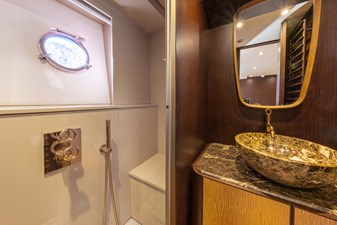 Cecilou 28 CECILOU-46CECILOU-CECILOU 27m Cayman Yacht For Sale Guest Double Cabin Ensuite