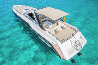 SUNSEEKER THUNDERHAWK 43 2 HIGH_SCM_Exterior_Sunseeker_Thunderhawk_Falco_2023_006