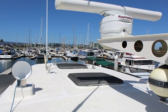 RED OCTOBER 23 Pilot house hardtop with (2) hatches