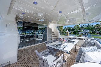 La Bella Vita 28 