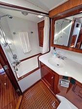 SIROCCO 11 Owner's Shower