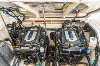 DIGGERS 19 Engine Room Facing Aft