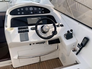 SUNSEEKER PORTOFINO 46 16 Sunseeker Portofino 46