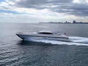 Mangusta 108 21 108' Mangusta _ Drone-22