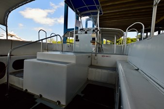 NO NAME 6 50 WILLARD 1979 AFT COCKPIT AND HELM 2