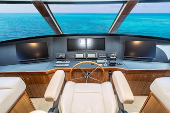 Knot Racing 37 74-2007-Viking-Enclosed-Bridge-37