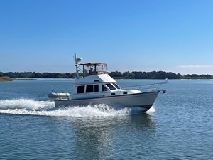 Lady Susan 0 36' Sabre 2004