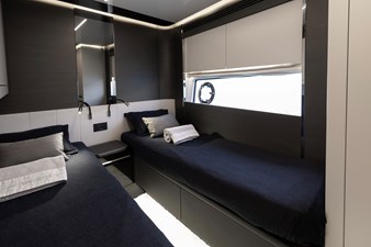 NEVER GIVE UP 25 Twin Stateroom