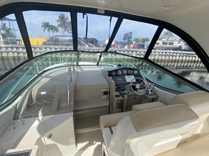 2009 SEA RAY 310 SUNDANCER  24 26-DECK