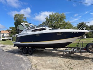 30' Regal 2005 3060 Window Express 0 