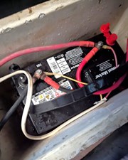 LOVE U 2 75 Battery Engine start