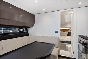 - 23 24_2022 47ft Azimut Verve 47