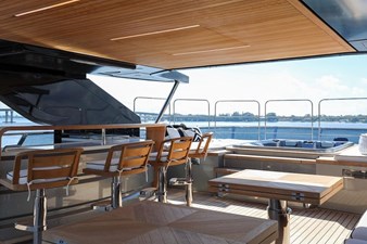 120' Majesty 2025 85 