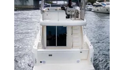 2004 Meridian 381 Sedan Bridge 7 