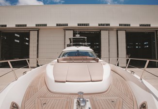 MAXWELL 64 13 Foredeck