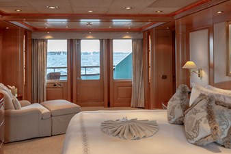 LAUREL 30 LAUREL 240'/73.15m Delta 2006/2014 Motor Yacht: Master Balcony