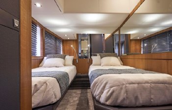 2021 Astondoa 655 Coupe 43 44