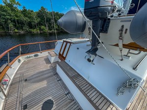 TALLULAH 63 Aft Deck Starboard