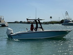 250 Dauntless 5 2022-boston-whaler-250-dauntless-power-9594851-20241026072214042-1_XLARGE