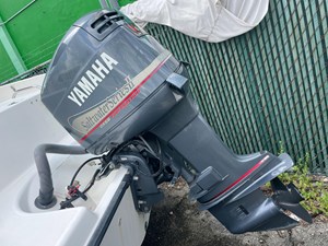 2004 Century 2300 Center Console 8 