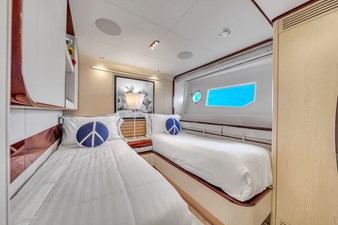 95 Raised Pilothouse 66 95' Azimut-35