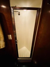 The Motley Crew 72 73_2003 57ft Navigator THE MOTLEY CREW