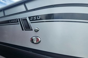 2023 Viaggio Lago 25U 7 8