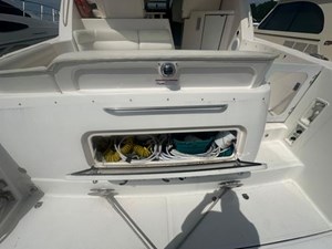2007 Tiara Yachts 4300 Sovran 17 