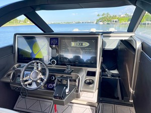 2024 Mystic Powerboats M5200 29 