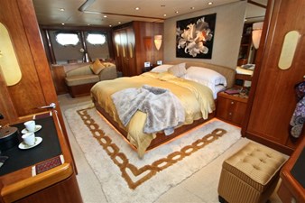 Impetus (Fractional) 17 Master Stateroom