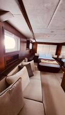 23 M Motorsailor 25 