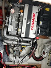 LAGOON 50 51 STBD ENGINE ROOM3